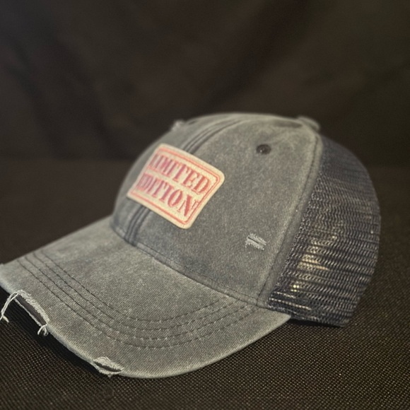 Distress cap - Picture 5 of 6